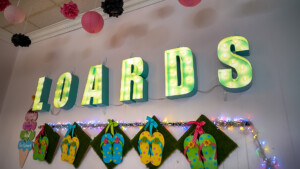 Loards store sign in Orinda